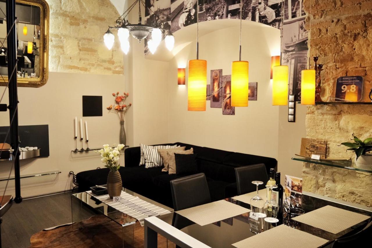 Serene City Centre Apartment Budapest Exterior foto